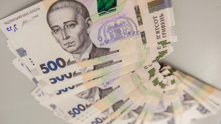 500 гривен стали чаще подделывать. Как отличить фальшивку? - Фото НБУ