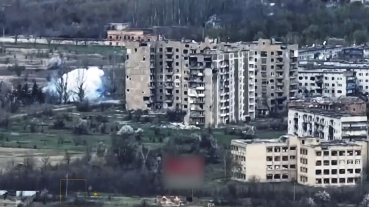 Обстрел Красногоровки российскими войсками