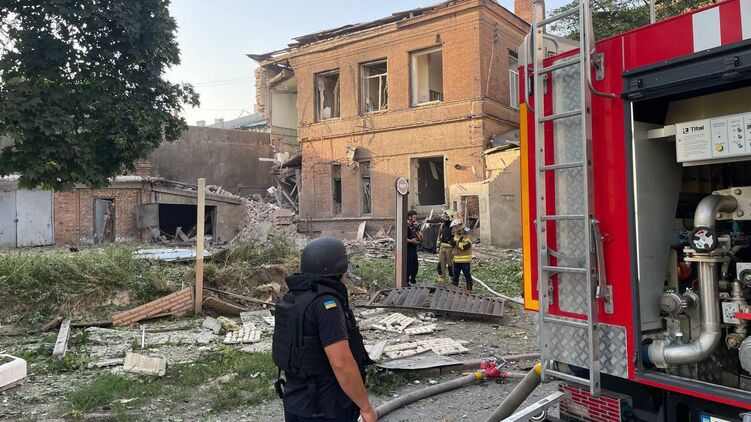 Наслідки російського обстрілу у Харкові. Фото: 