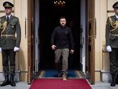 Зеленський купив понад сотню доларових облігацій більше ніж на 4 мільйони