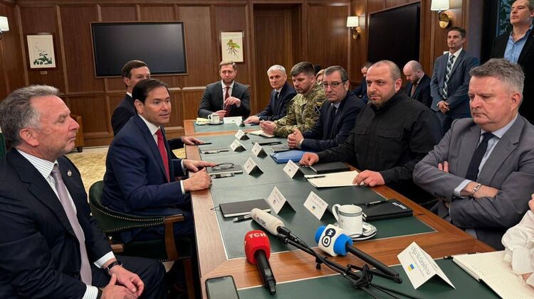 Во Флориде встретились украинская и американская делегации