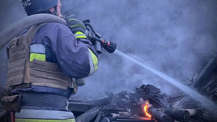 В Украине продолжается война. Фото: ГСЧС