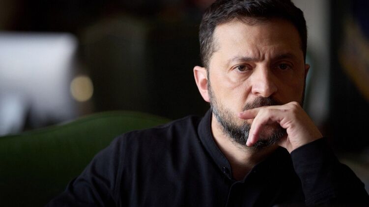 Володимир Зеленський розмірковує про керівника Офісу президента. Фото: president.gov.ua