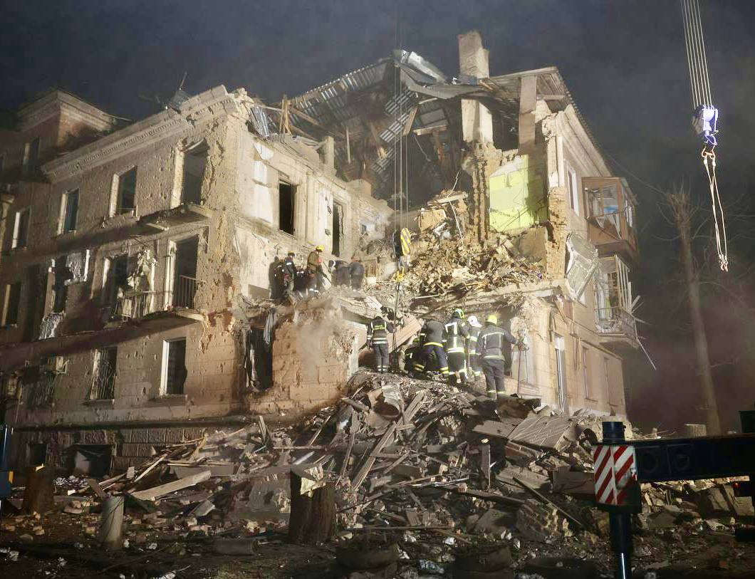 прилет в жилой дом