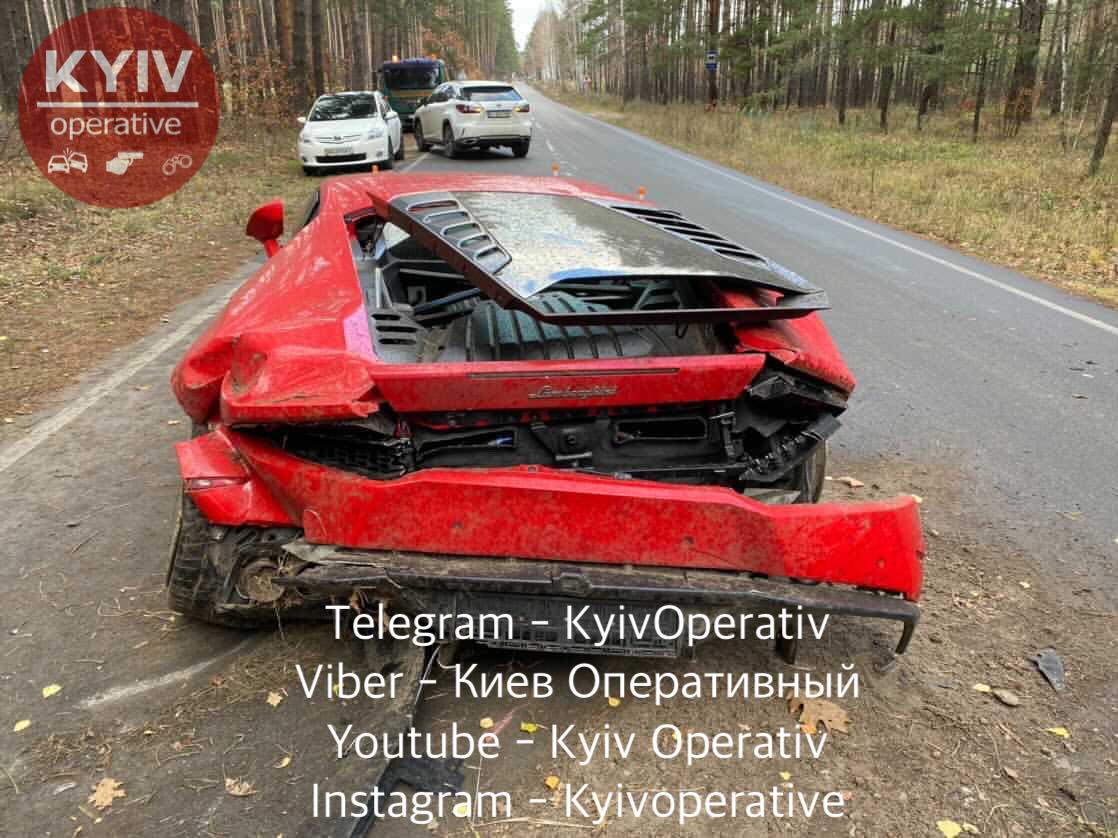 Lamborghini, пострадавшая в аварии 24 ноября
