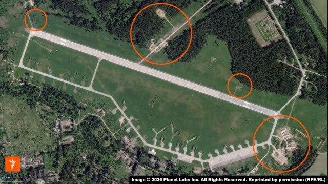 Супутникове фото аеродрому РФ. Джерело – Радіо Свобода/Planet Labs