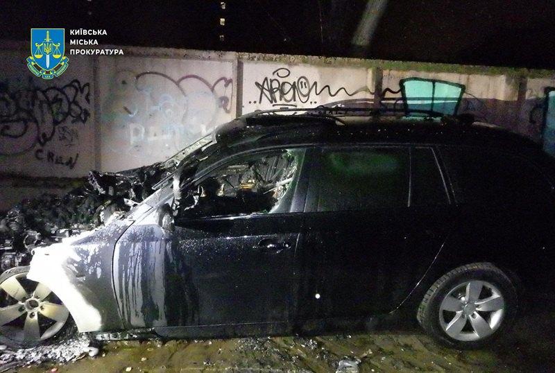 Фото сгоревшей машины (2). Источник - Прокуратура